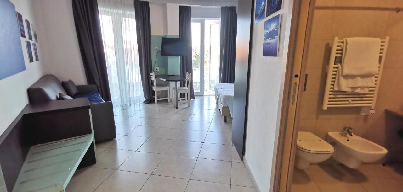 Hotel Oceanomare بونتا مارينا المظهر الخارجي الصورة